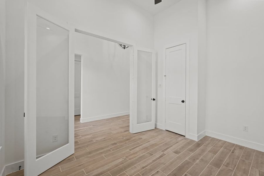 Representative unfurnished interior of a home built from the Lakeway by Chesmar Homes in Brookewater 60's, Rosenberg (Image 11).