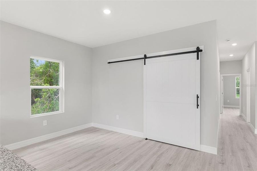 Spacious, unfurnished interior of a new home in , Sebastian (Image 21).