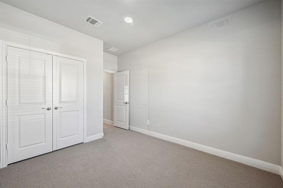 Photo is not of the actual home, but is an inspirational photo of builder’s model home and may depict options, furnishings, and/or decorator features that are not included.