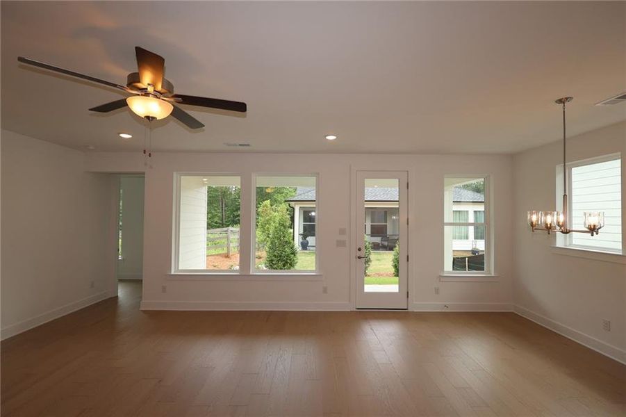Spacious, unfurnished interior of a new home in Maple Grove at Towne Lake, Woodstock (Image 7).