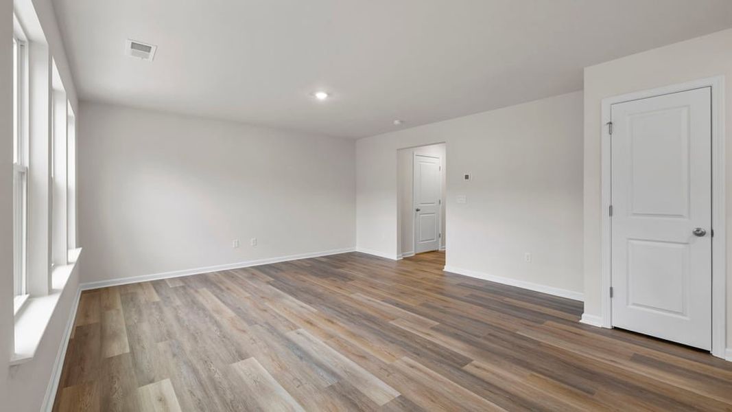 Spacious, unfurnished interior of a new home in Durbin Meadows, Fountain Inn (Image 19). Spacious, unfurnished interior of a new home in Durbin Meadows, Fountain Inn (Image 19).