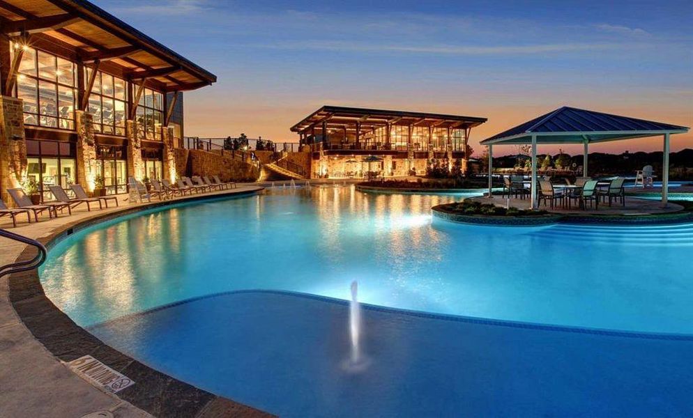 Club Inspiration and Swimming Pool