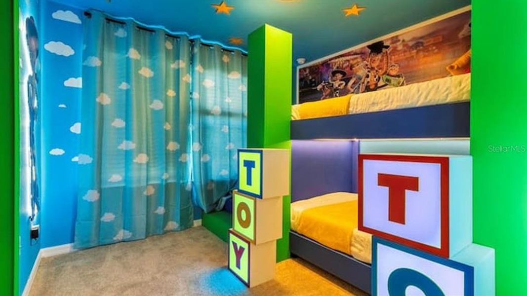 Furnished interior view inside a new home in , Clermont (Image 33).