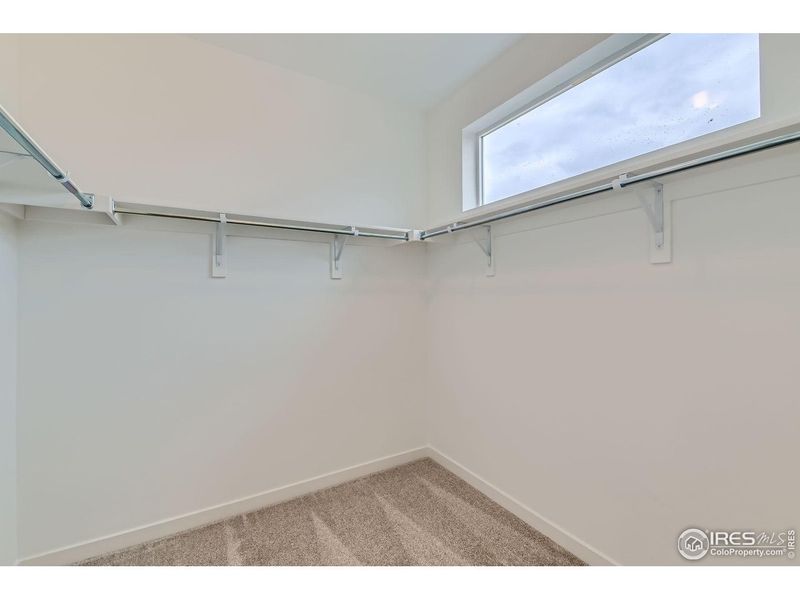 Spacious, unfurnished interior of a new home in Parkside West at Baseline, Broomfield (Image 19). Spacious, unfurnished interior of a new home in Parkside West at Baseline, Broomfield (Image 19).