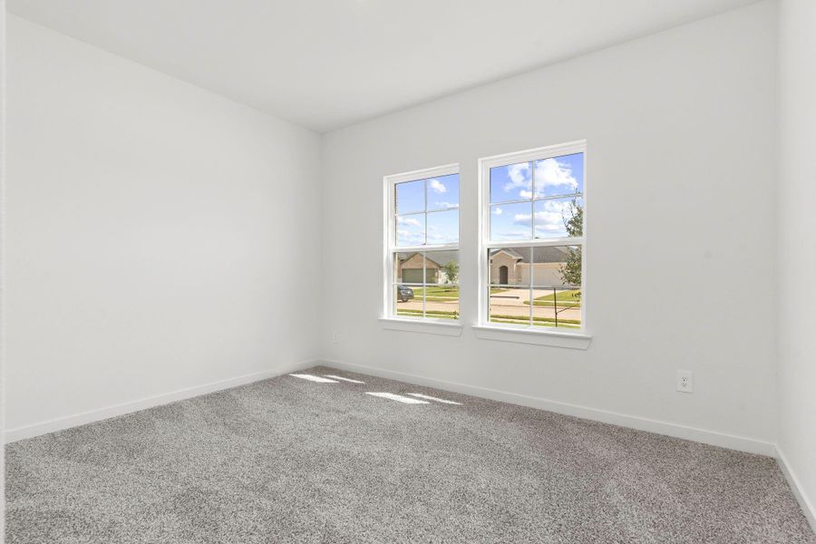 Spacious, unfurnished interior of a new home in Tamarron, Fulshear (Image 21).