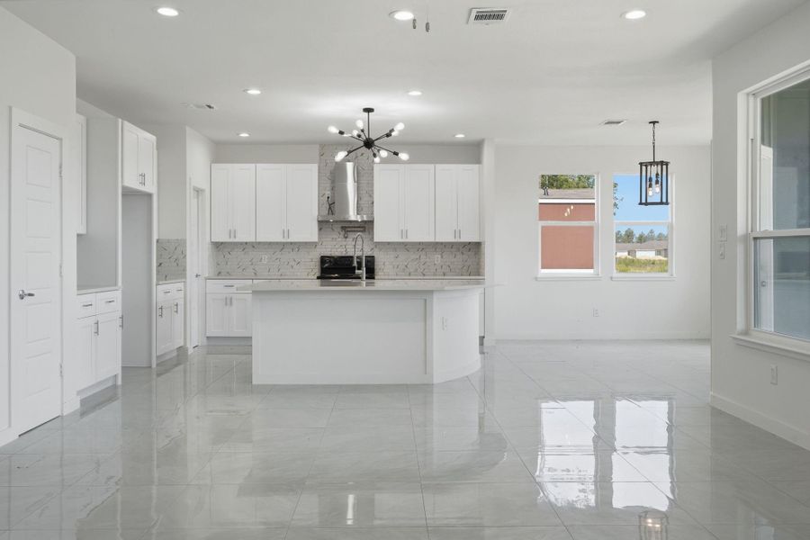 Image 46 of a home in .