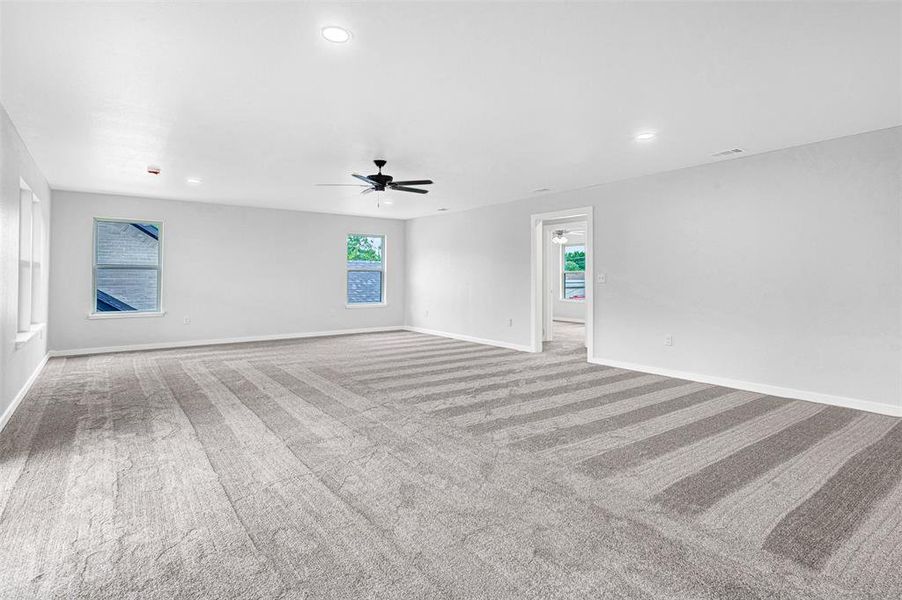 Spacious, unfurnished interior of a new home in , Forney (Image 16).