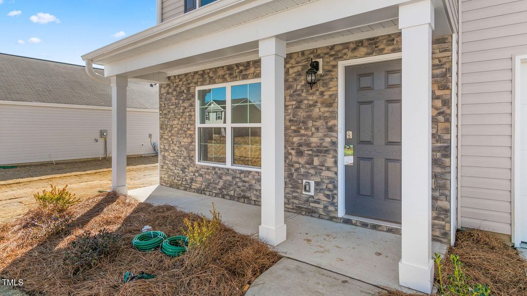 546 Leven Drive-4 546 Leven Drive-4