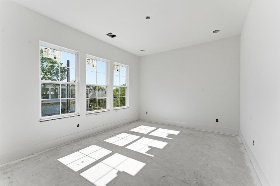 Secondary upstairs bedroom. Secondary upstairs bedroom.