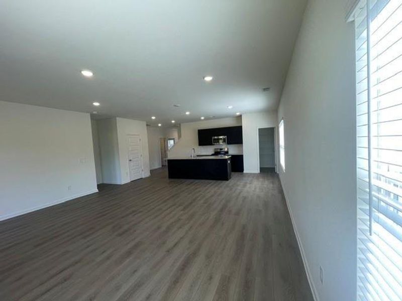 Spacious, unfurnished interior of a new home in Salacoa, Calhoun (Image 10).
