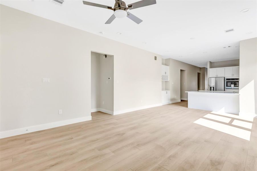 Furnished interior view inside a new home in , Conroe (Image 18).