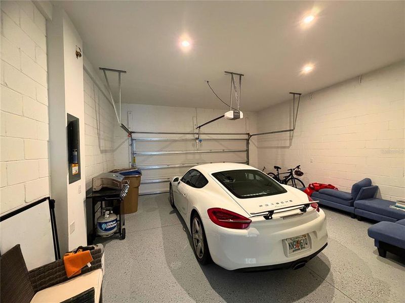 Furnished interior view inside a new home in , Kissimmee (Image 26).