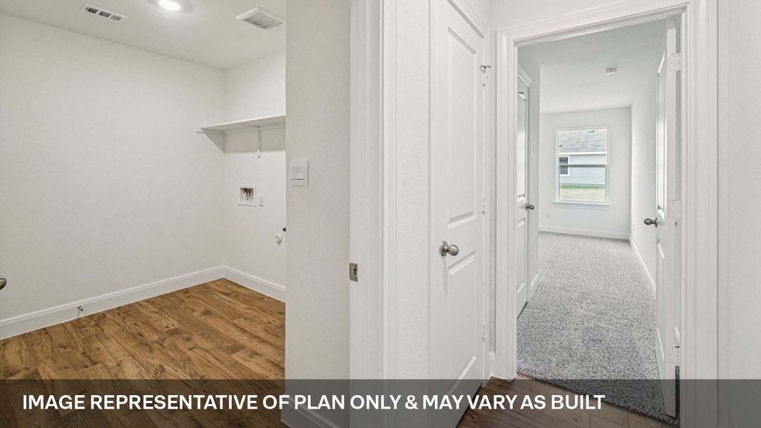 Representative unfurnished interior of a home built from the The Courtland by D.R. Horton in Railhead, Cedar Creek (Image 23).