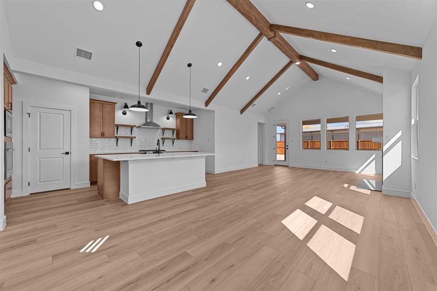 Image 33 of a home in Gateway Parks.