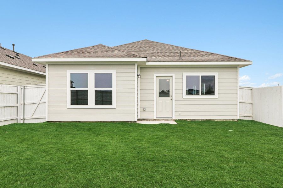 Exterior details and patio area of a home in Harvest Ridge, Elgin (Image 3). Exterior details and patio area of a home in Harvest Ridge, Elgin (Image 3).