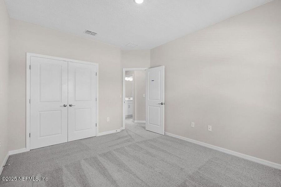 Spacious, unfurnished interior of a new home in , St. Augustine (Image 10).