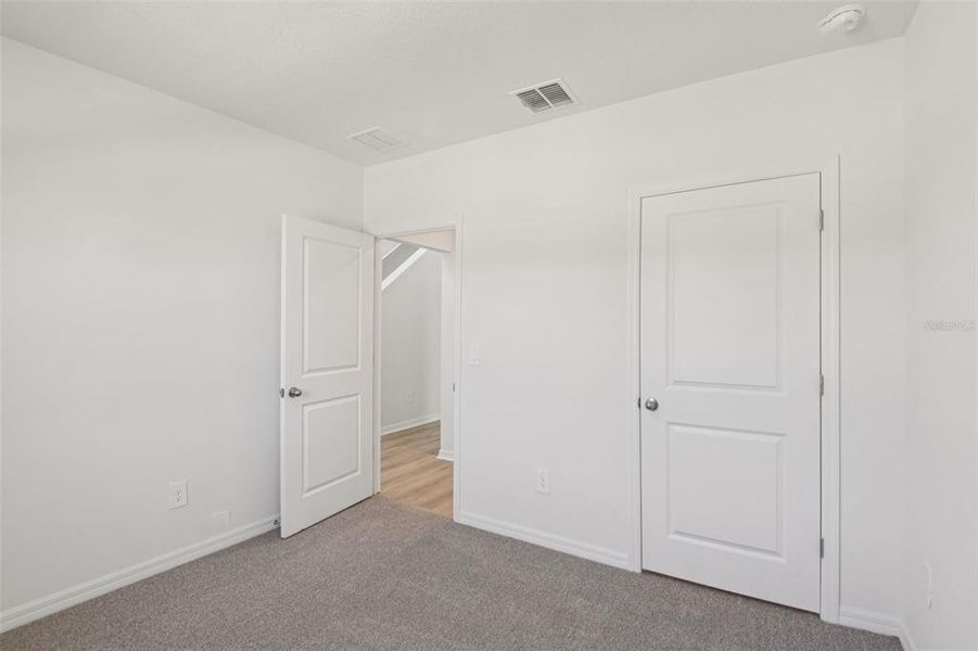 Spacious, unfurnished interior of a new home in Hilltop Vistas, Dade City (Image 22).