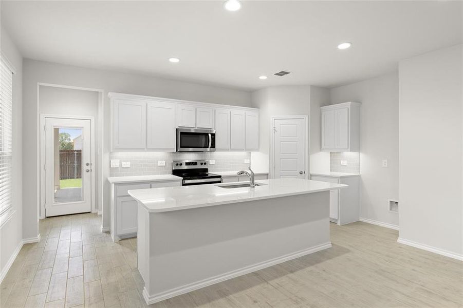 1609 Edgeway  Kitchen 3