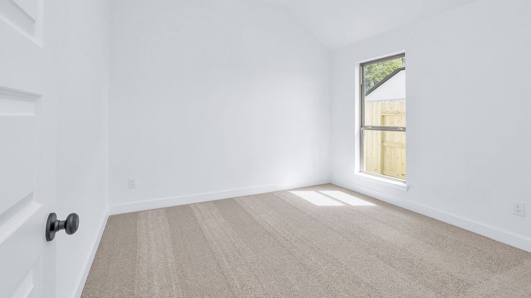 Spacious, unfurnished interior of a new home in Grand Central Park, Conroe (Image 23).