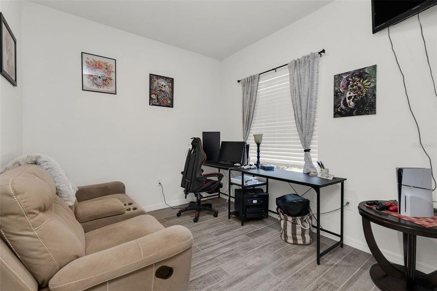 Furnished interior view inside a new home in , Port Charlotte (Image 14).