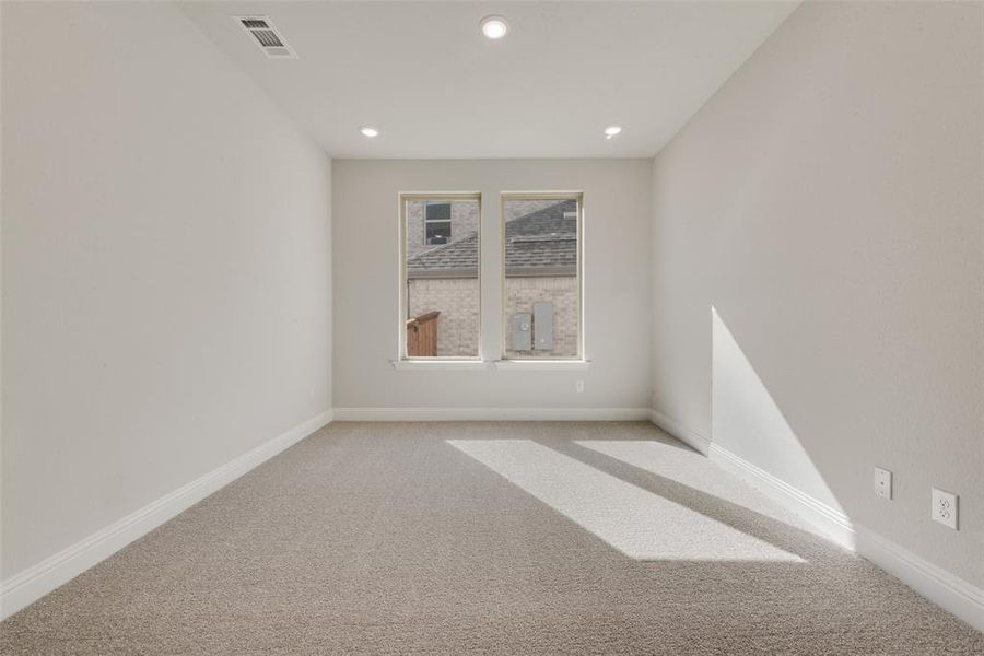 Spacious, unfurnished interior of a new home in Arbors at Legacy Hills, Celina (Image 25).