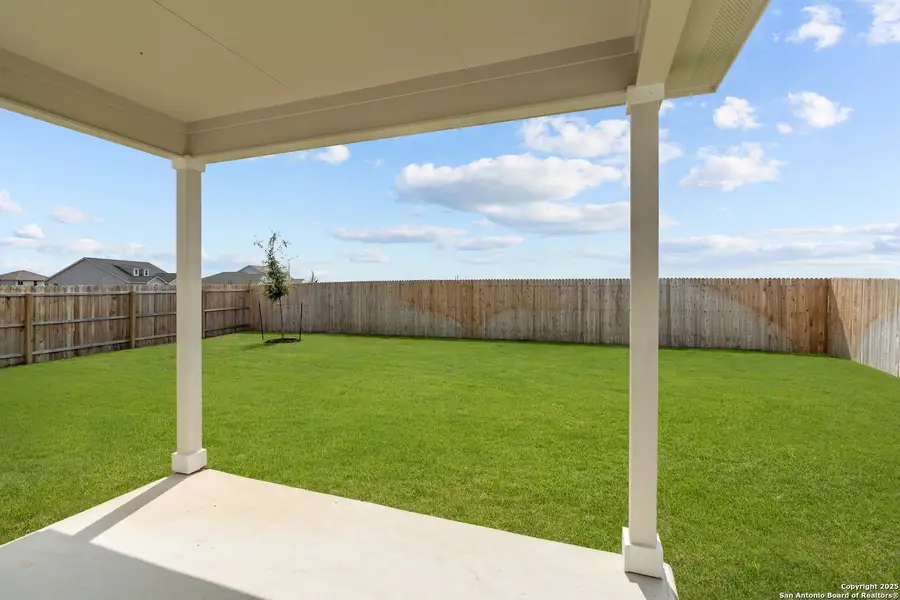 Image 33 of a home in Weltner Farms 50’s.