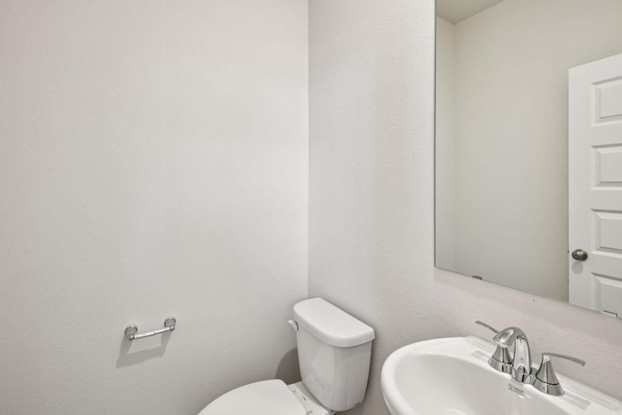Photo is not of the actual home, but is an inspirational photo of builder’s model home and may depict options, furnishings, and/or decorator features that are not included Photo is not of the actual home, but is an inspirational photo of builder’s model home and may depict options, furnishings, and/or decorator features that are not included