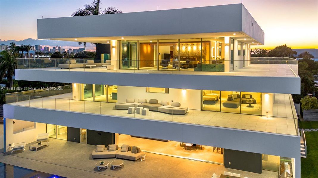 Image 55 of a home in .