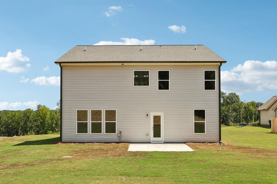 Exterior details and patio area of a home in Savoy Park, Covington (Image 3).