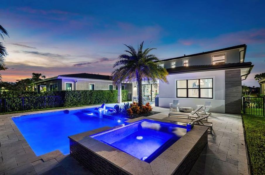 Exterior details and patio area of a home in , Palm Beach Gardens (Image 3).