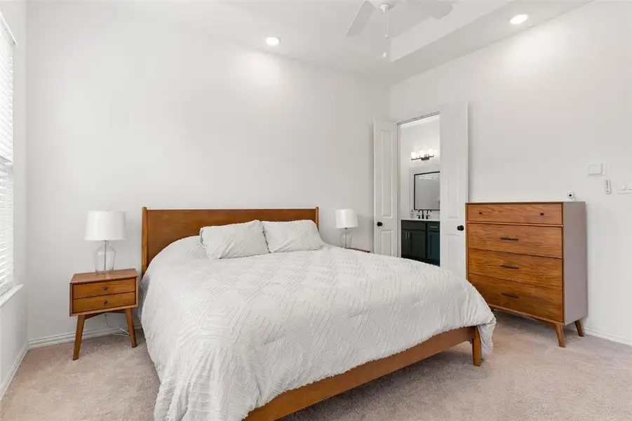 Furnished interior view inside a new home in Inspiration, Lucas (Image 23).