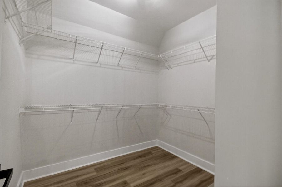 Spacious, unfurnished interior of a new home in , Summerville (Image 32).