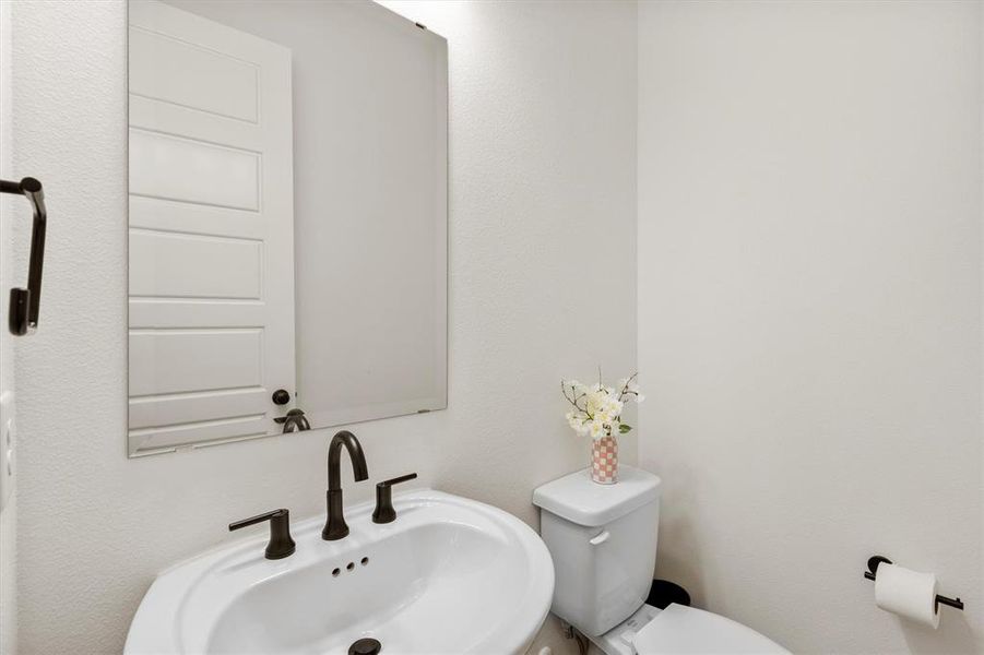 Half Bathroom if the living room Half Bathroom if the living room