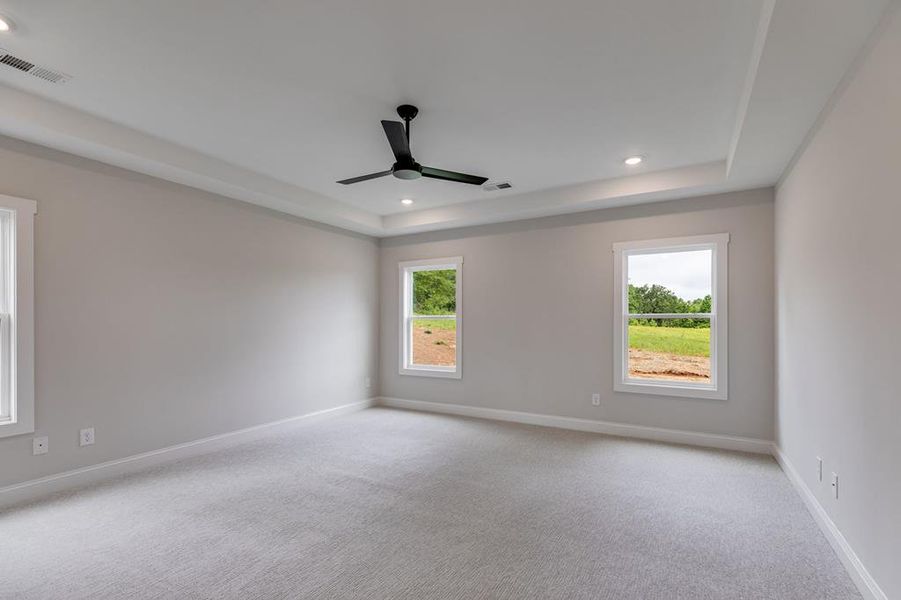 Spacious, unfurnished interior of a new home in Harmon Springs, Carrollton (Image 36).