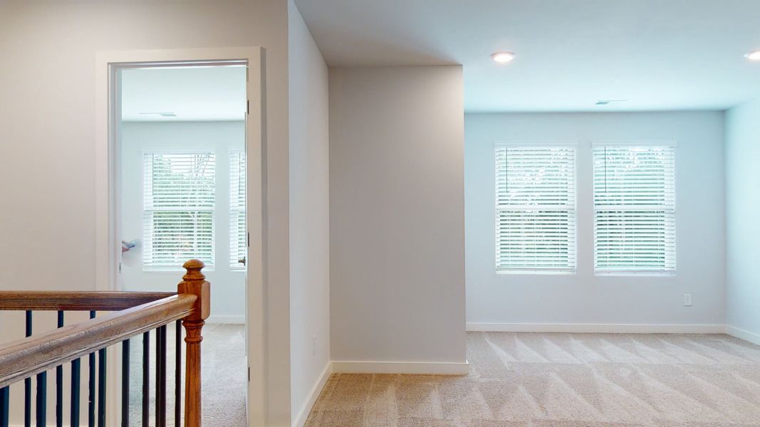 5br New Home in Fairburn, GA.  - Slide 36