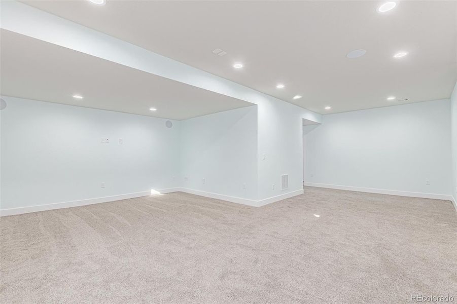 Spacious, unfurnished interior of a new home in , Firestone (Image 44).