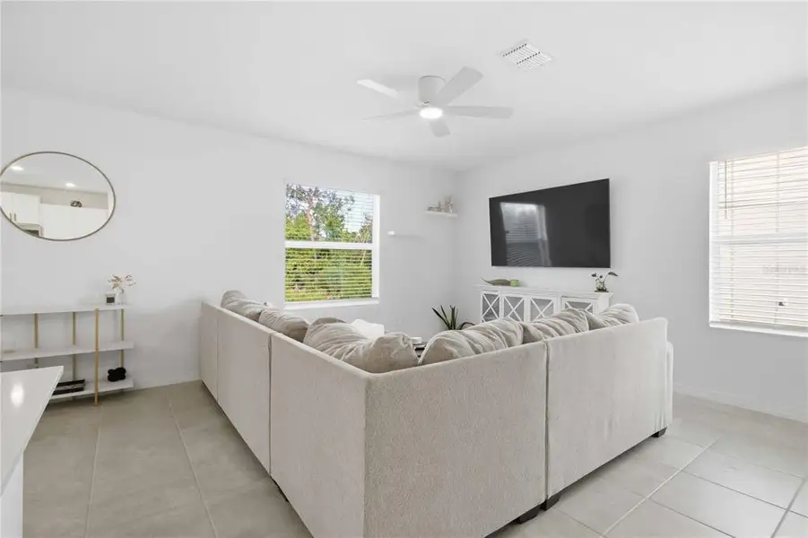 Furnished interior view inside a new home in , Bradenton (Image 18).