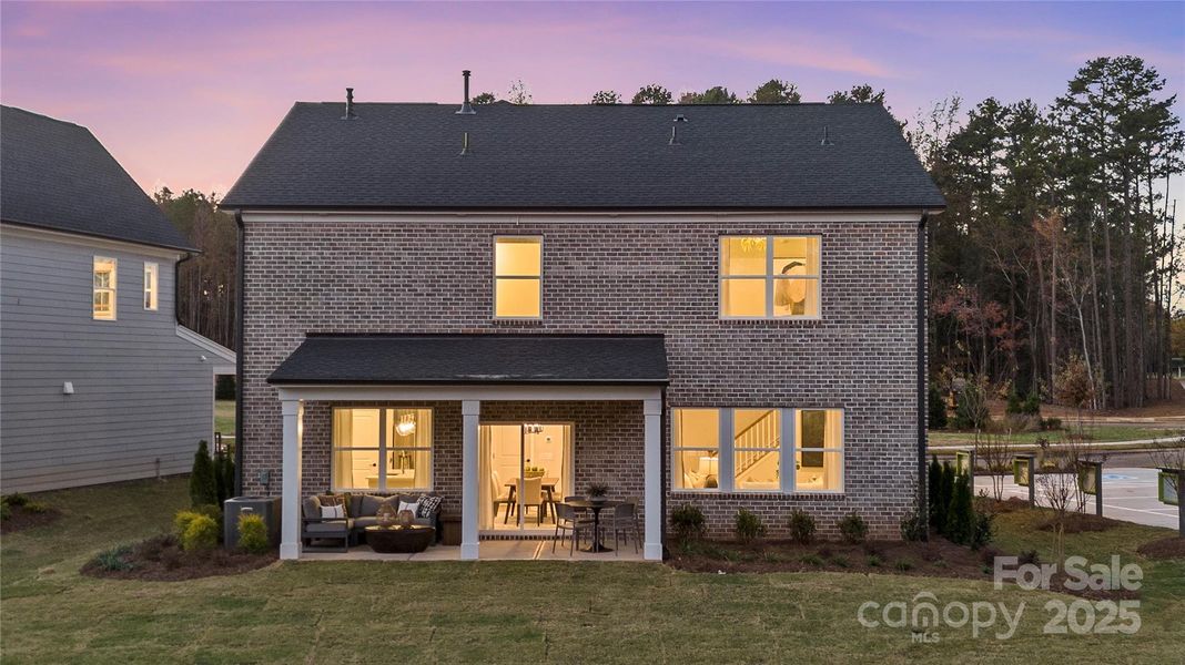 Private outdoor retreat with room to relax. *Model Photos | Actual finishes, structural selections, and orientation may vary. Private outdoor retreat with room to relax. *Model Photos | Actual finishes, structural selections, and orientation may vary.