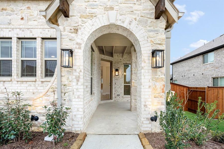 Exterior details and patio area of a home in Hayes Crossing, Midlothian (Image 3). Exterior details and patio area of a home in Hayes Crossing, Midlothian (Image 3).