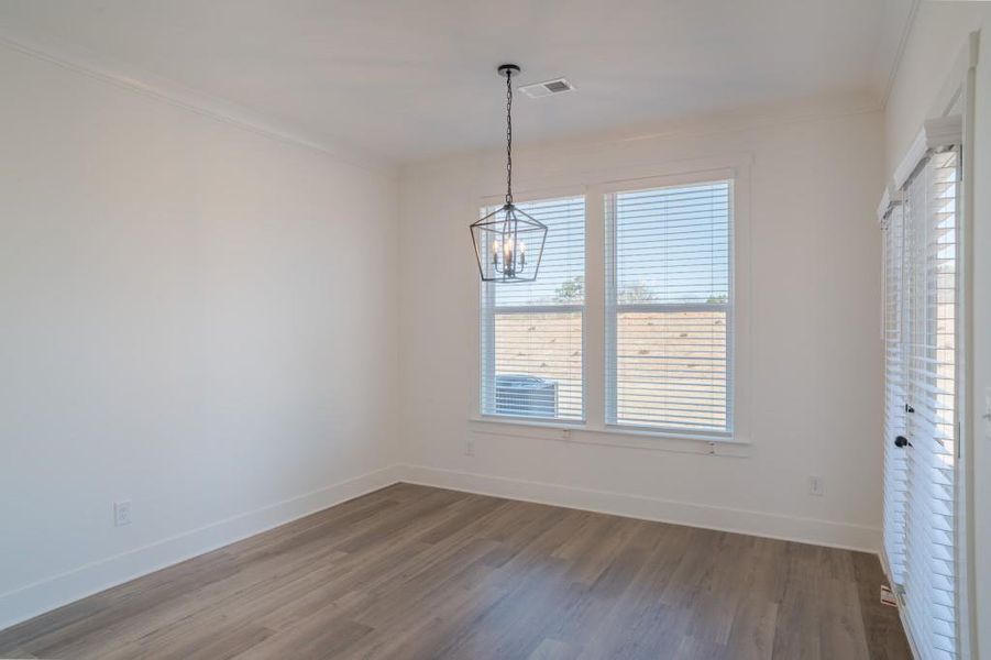 Spacious, unfurnished interior of a new home in Magnolia Ridge, Monroe (Image 39).