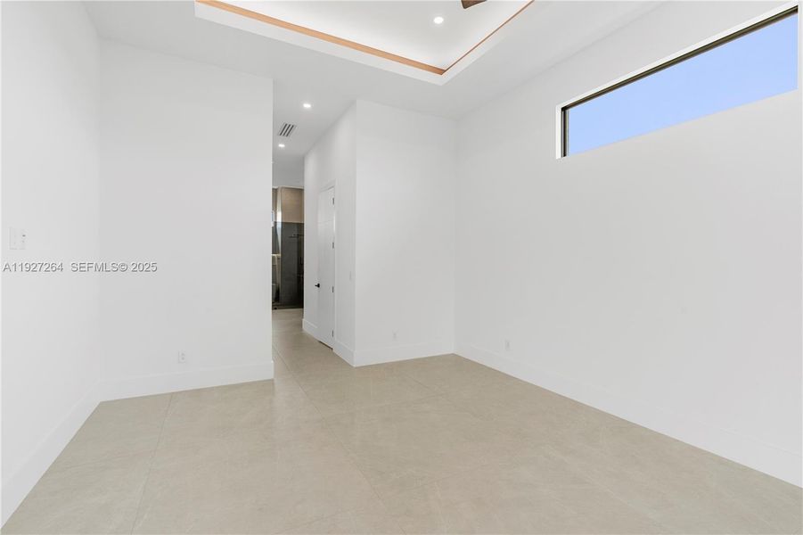 Spacious, unfurnished interior of a new home in , Cape Coral (Image 24). Spacious, unfurnished interior of a new home in , Cape Coral (Image 24).