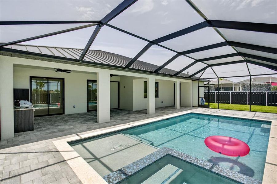 Exterior details and patio area of a home in , Cape Coral (Image 31).