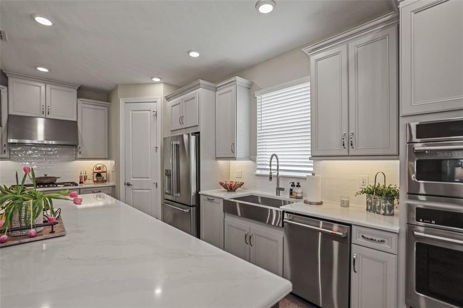 Furnished interior view inside a new home in , Wesley Chapel (Image 9).