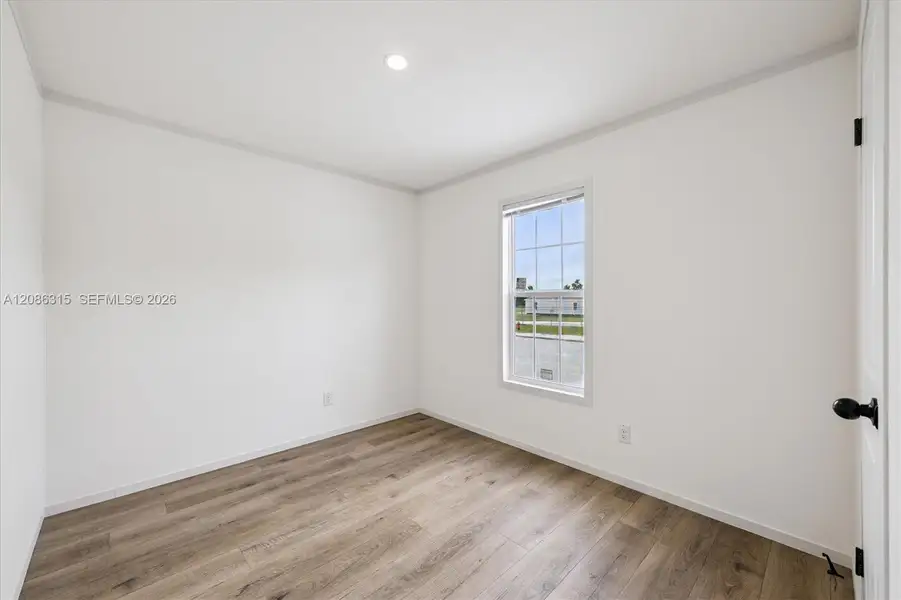 Spacious, unfurnished interior of a new home in , Miami (Image 16).