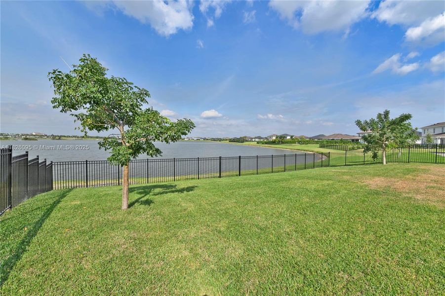 Exterior details and patio area of a home in Arden: The Waterford Collection, Loxahatchee (Image 35).