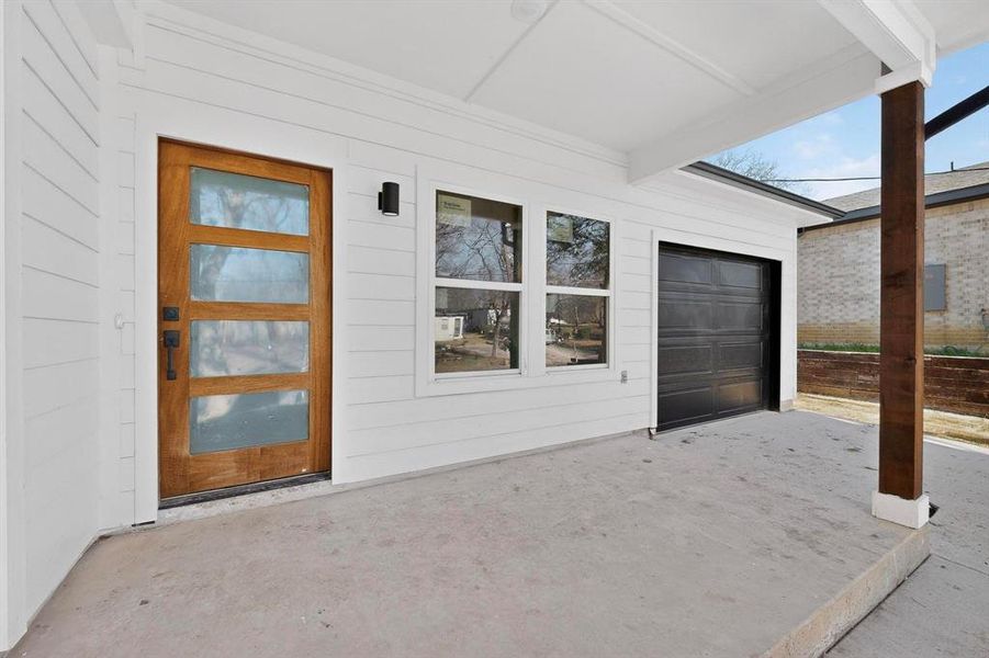 Exterior details and patio area of a home in , Denison (Image 18).