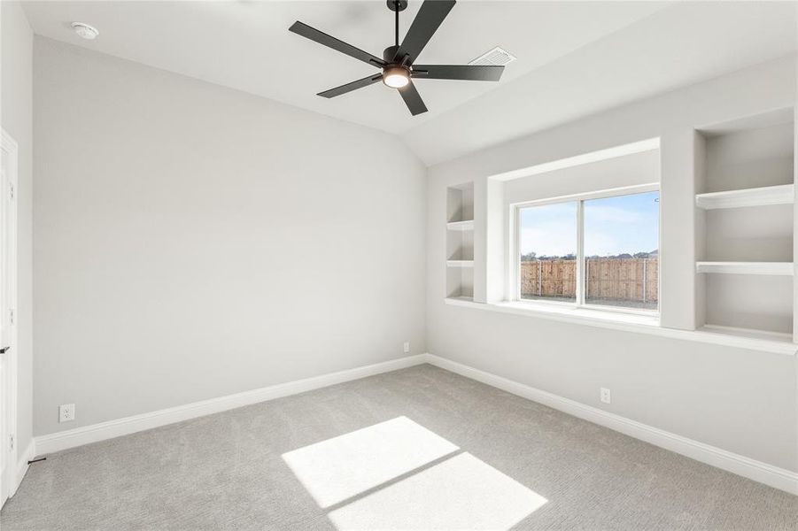 Spacious, unfurnished interior of a new home in Crystal Lake Estates, Red Oak (Image 26).