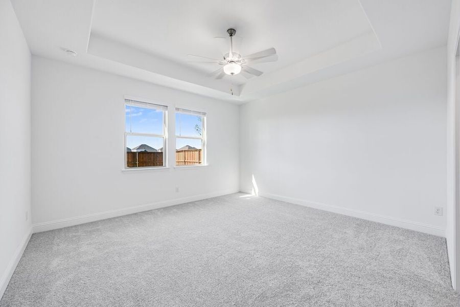 Spacious, unfurnished interior of a new home in Madero 50s, Fort Worth (Image 13). Spacious, unfurnished interior of a new home in Madero 50s, Fort Worth (Image 13).