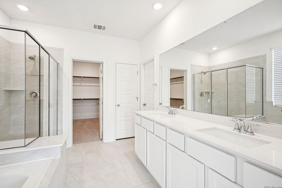 Furnished interior view inside a new home in Estancia Ranch - Classic Series, San Antonio (Image 7).