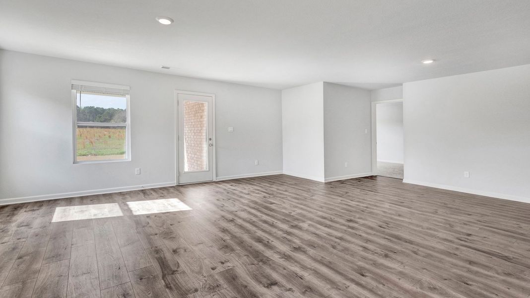 Spacious, unfurnished interior of a new home in Huntington Estates, Millington (Image 17).